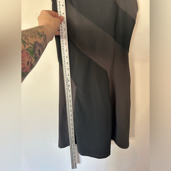 Zyia Active Gray Asym Tempo Dress Tennis Golf Beach Open Back Ribbed - Picture 7 of 10